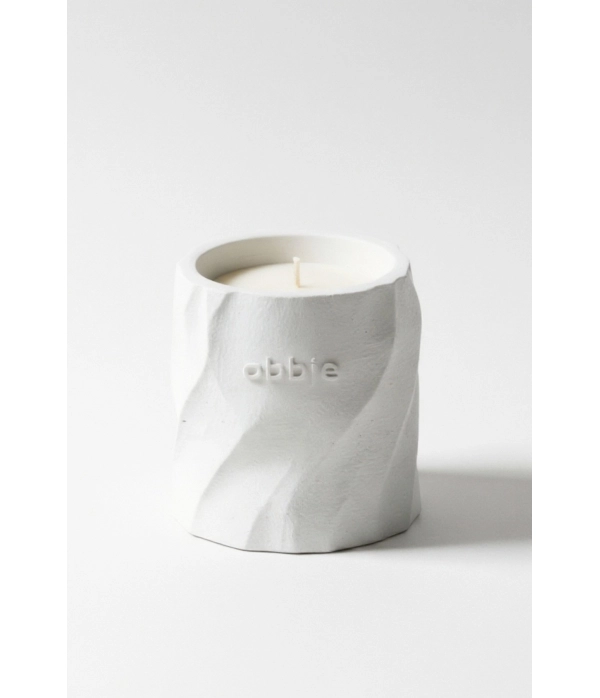 Artisan Collection, Odunsu Kokulu Beton Mum Beyaz Renk 180gr.