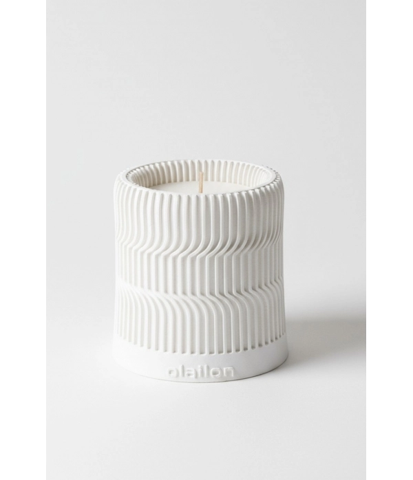 Serrated, Odunsu Kokulu Dekoratif Beton Mum Beyaz Renk